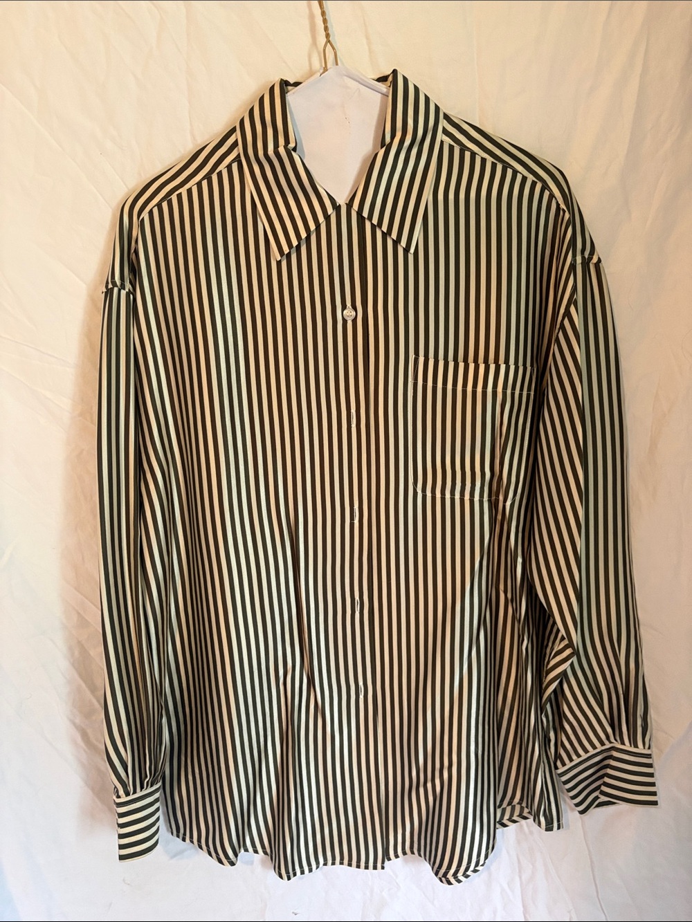 Vintage Tracy  M Olive and Cream 100% Silk Vertical Stripe Button-Front Shirt